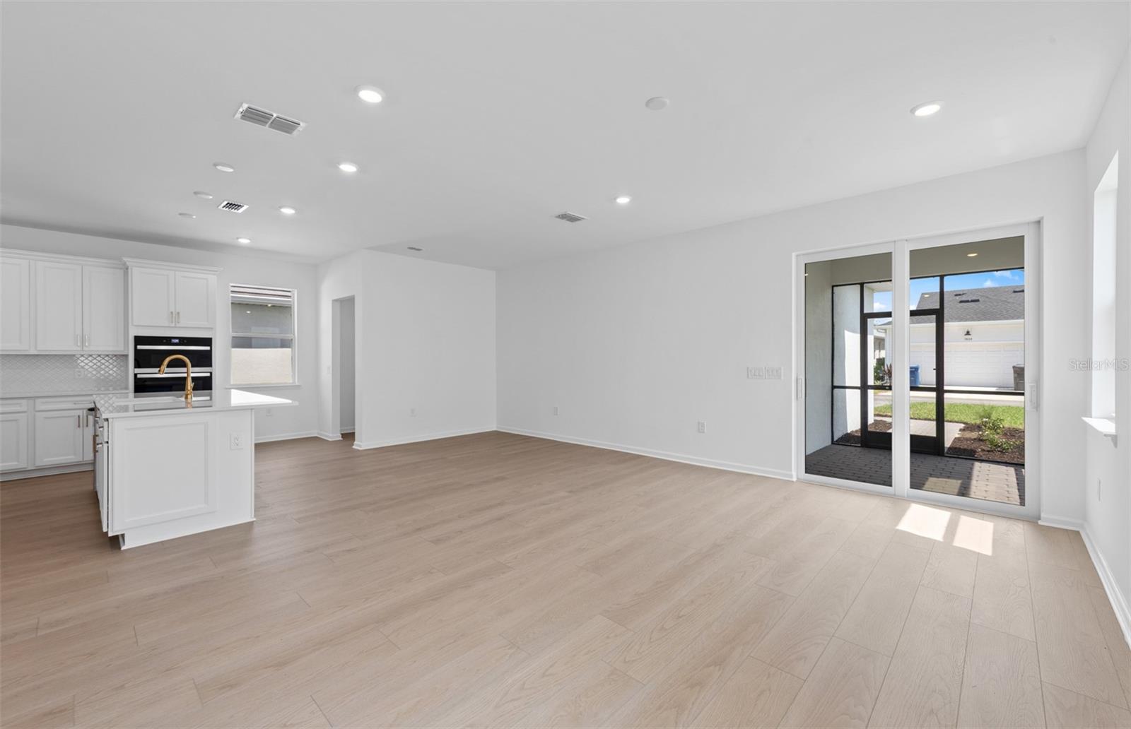 7719 REFLECTION PKWY — photo 13