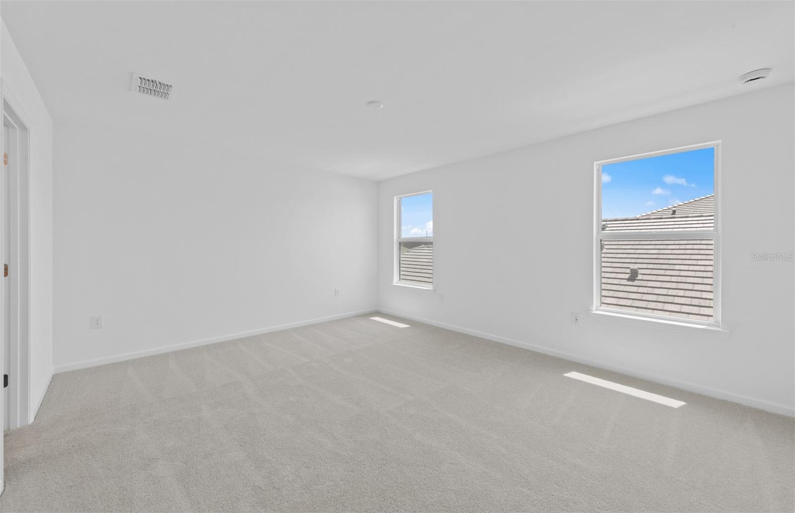 7719 REFLECTION PKWY — photo 32