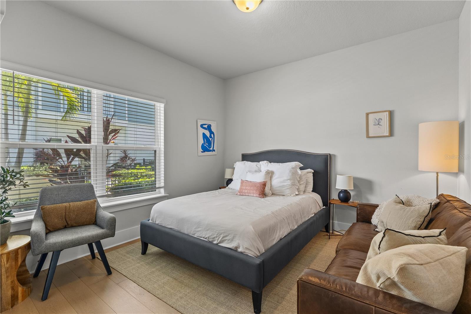 501 LAFAYETTE CT — photo 4