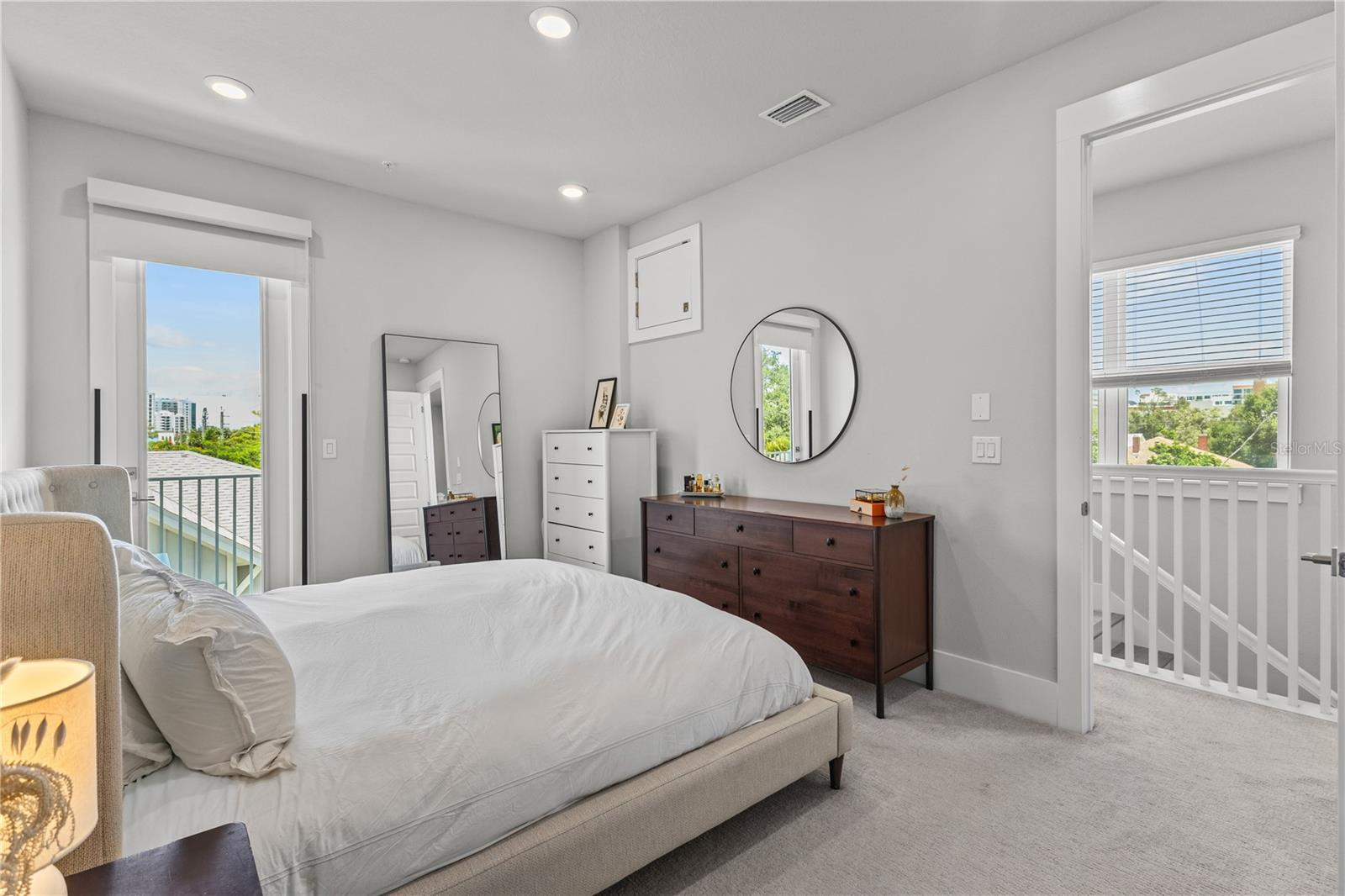 501 LAFAYETTE CT — photo 26