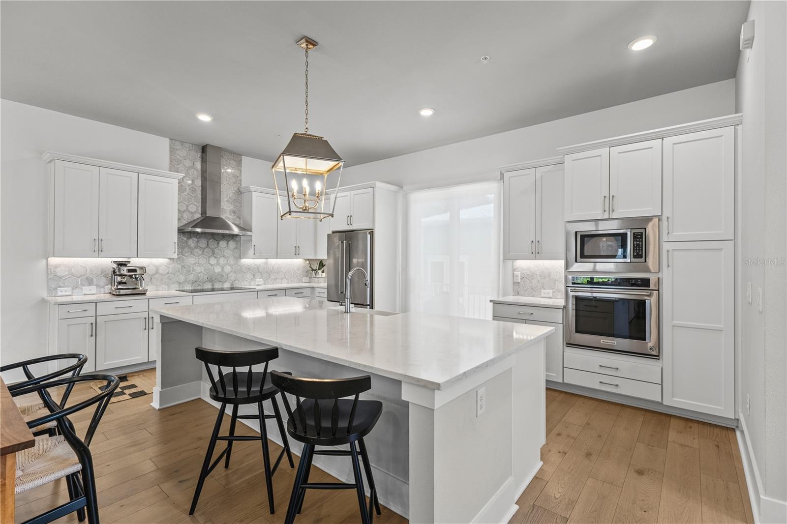 501 LAFAYETTE CT — photo 9
