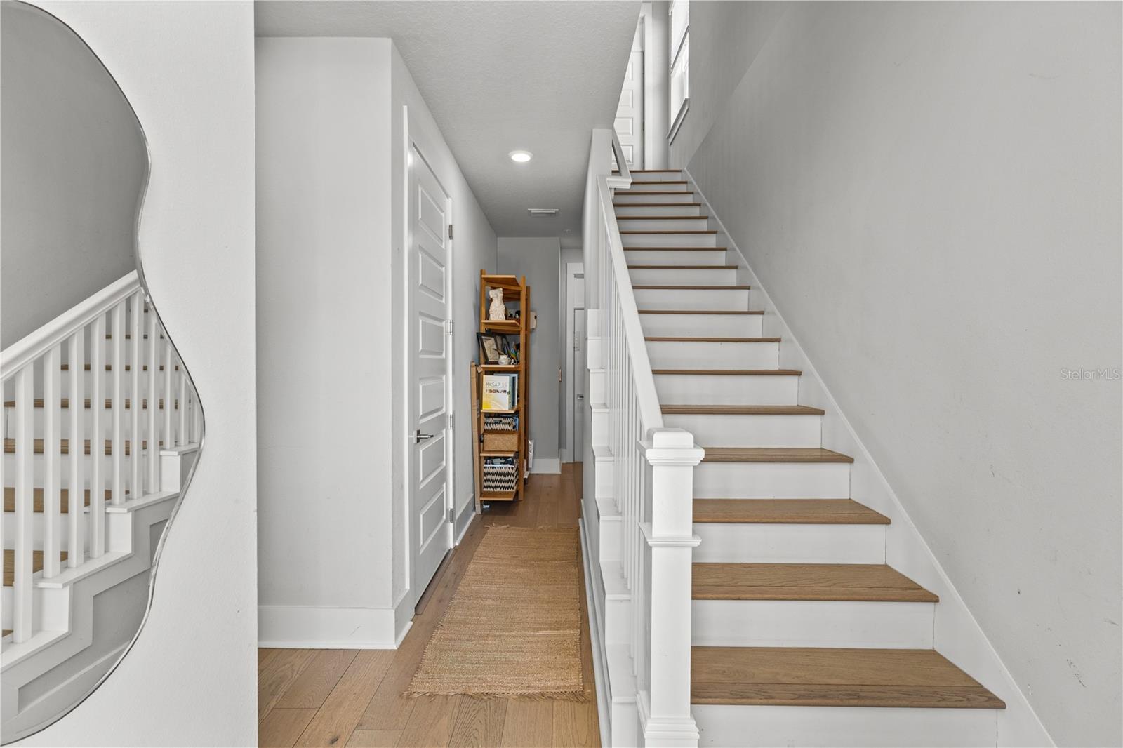501 LAFAYETTE CT — photo 3