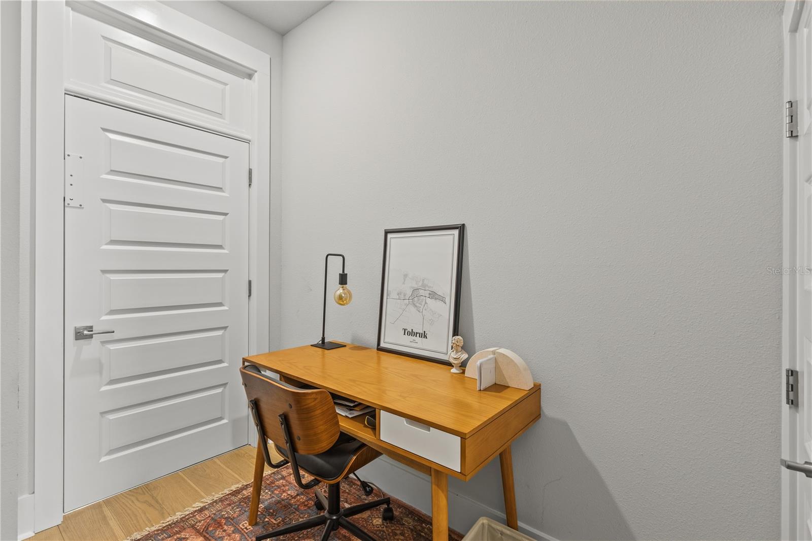 501 LAFAYETTE CT — photo 6