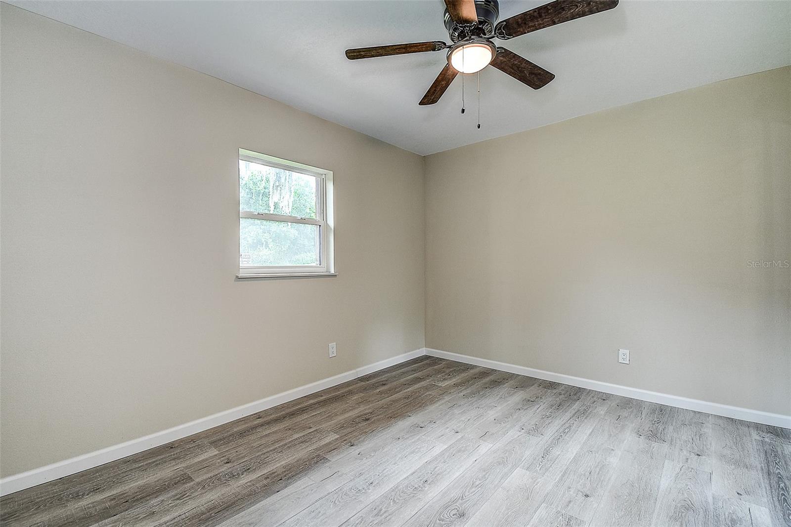 11700 VALLEY RD — photo 12