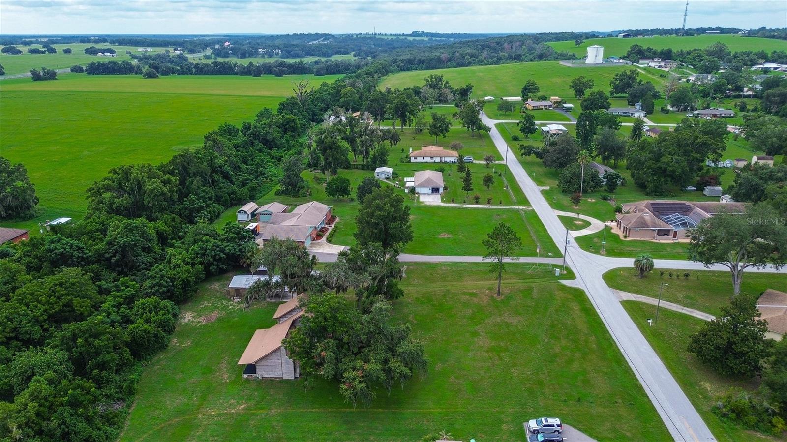 11700 VALLEY RD — photo 31