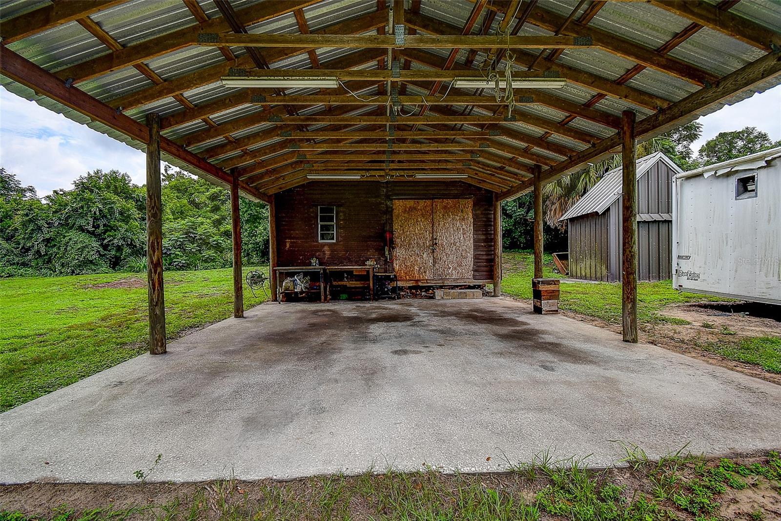11700 VALLEY RD — photo 26