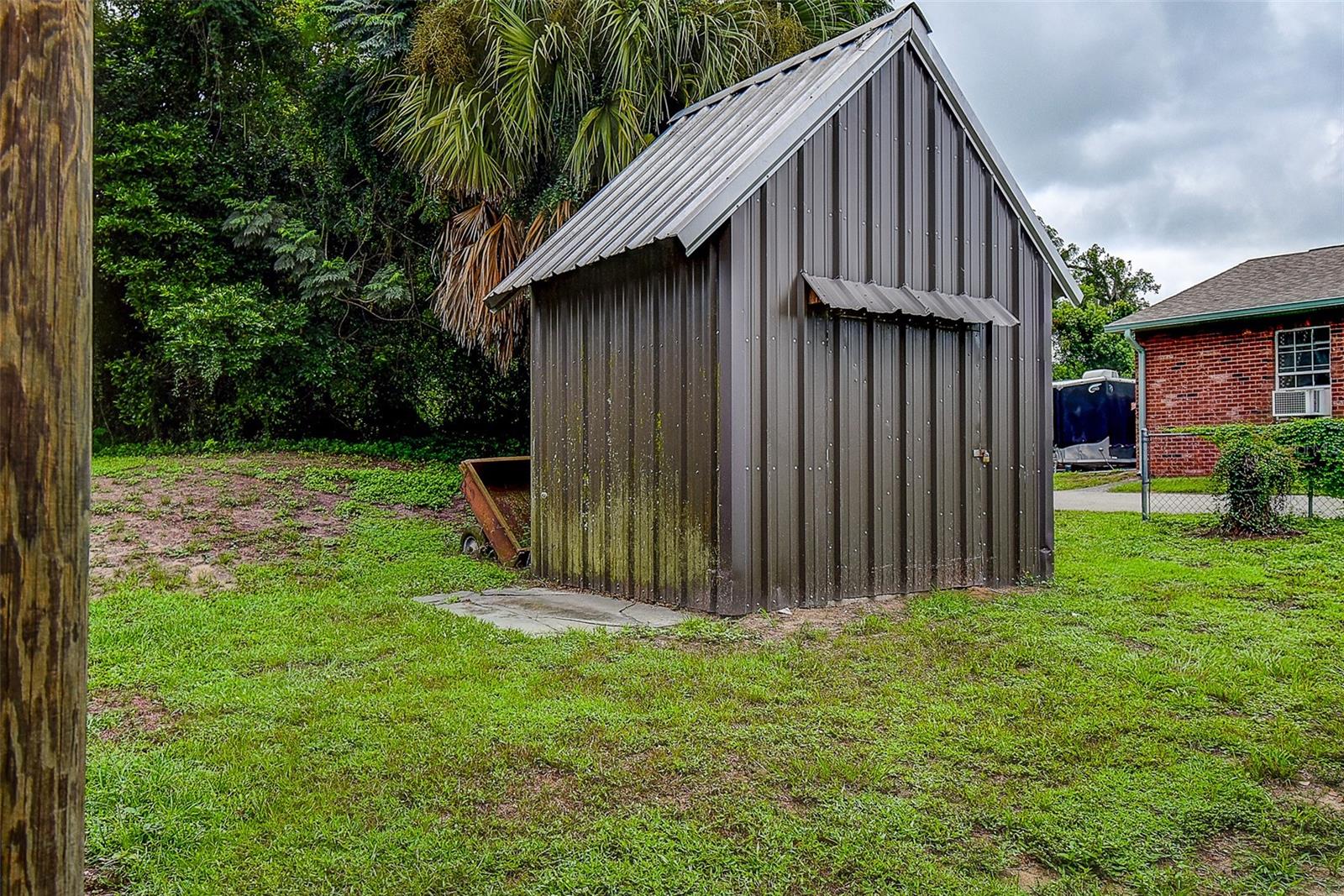 11700 VALLEY RD — photo 29
