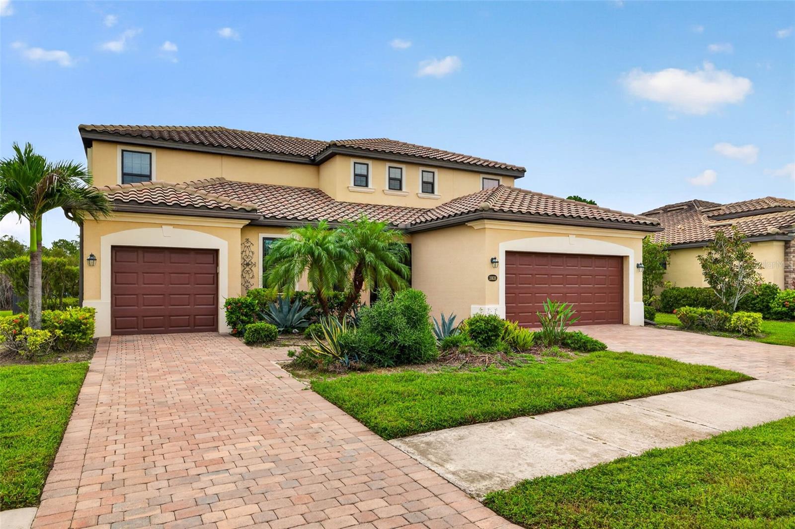 20630 GRANLAGO DR — photo 3