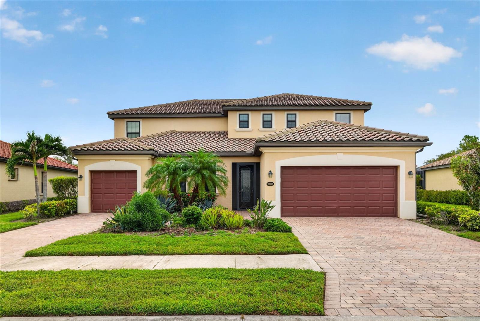 20630 GRANLAGO DR — photo 2