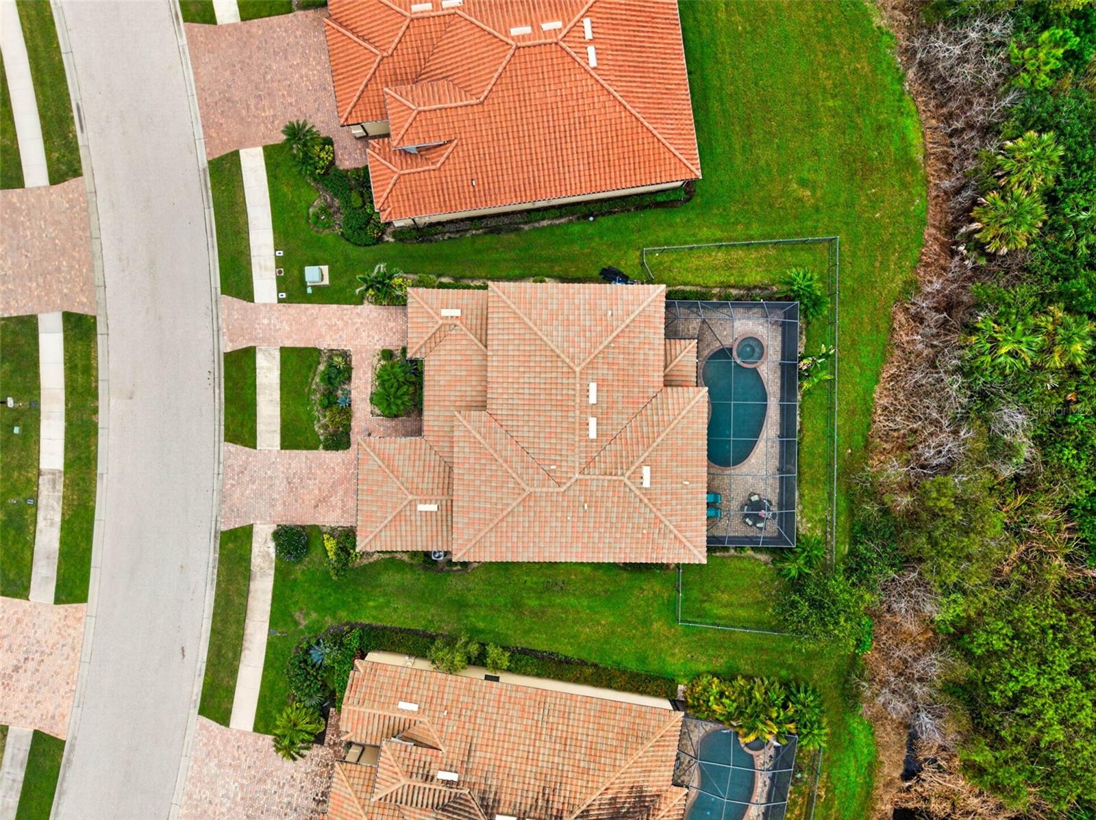 20630 GRANLAGO DR — photo 45