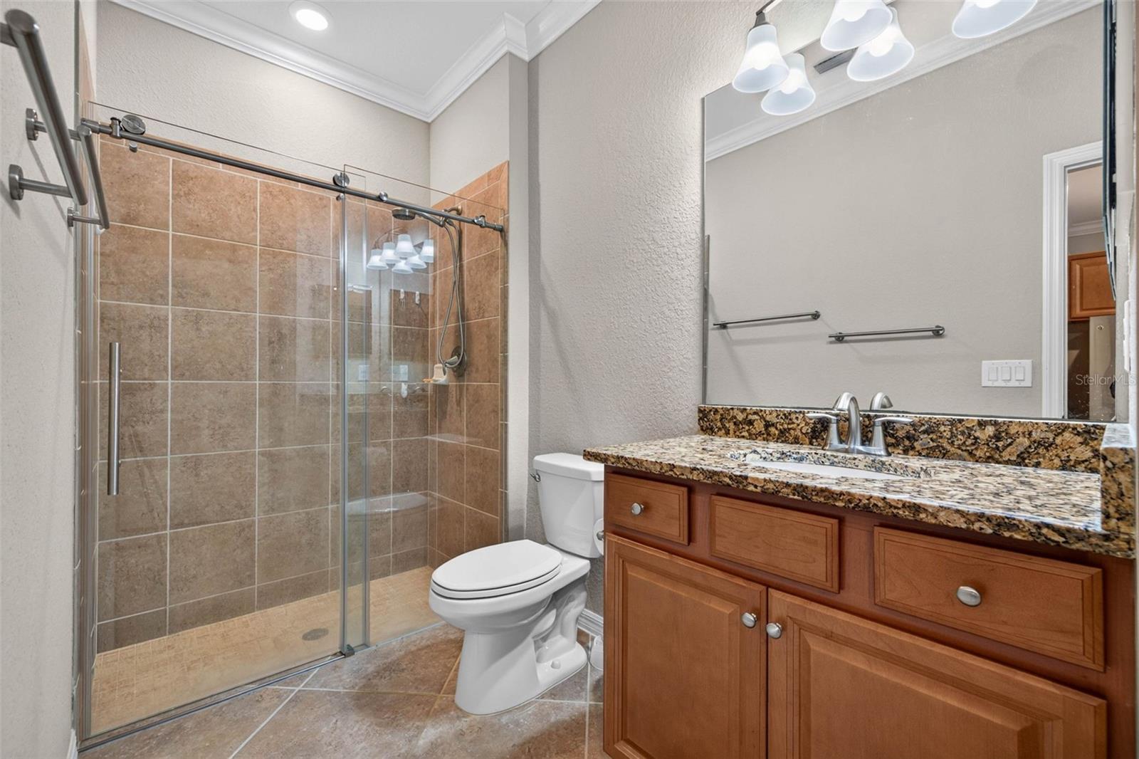 20630 GRANLAGO DR — photo 37