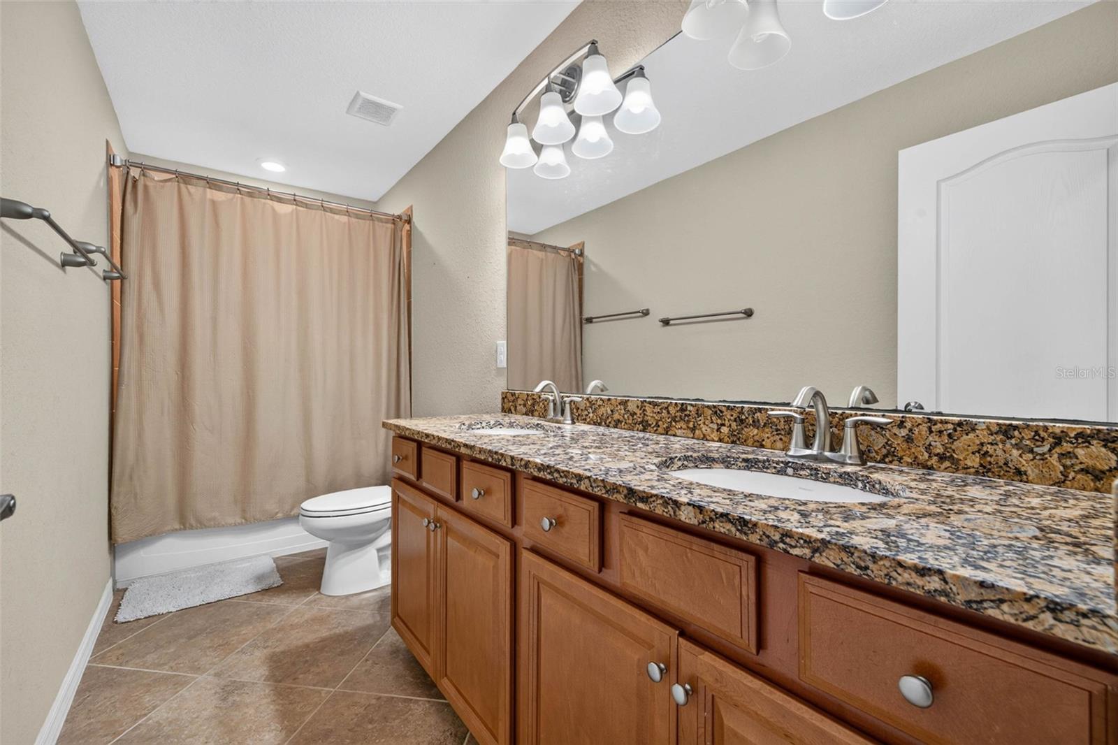 20630 GRANLAGO DR — photo 25
