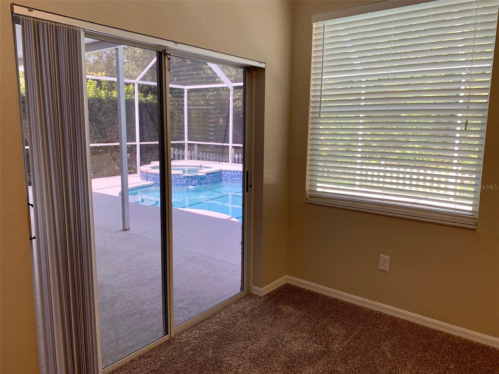 13024 ROYAL GEORGE AVE — photo 18