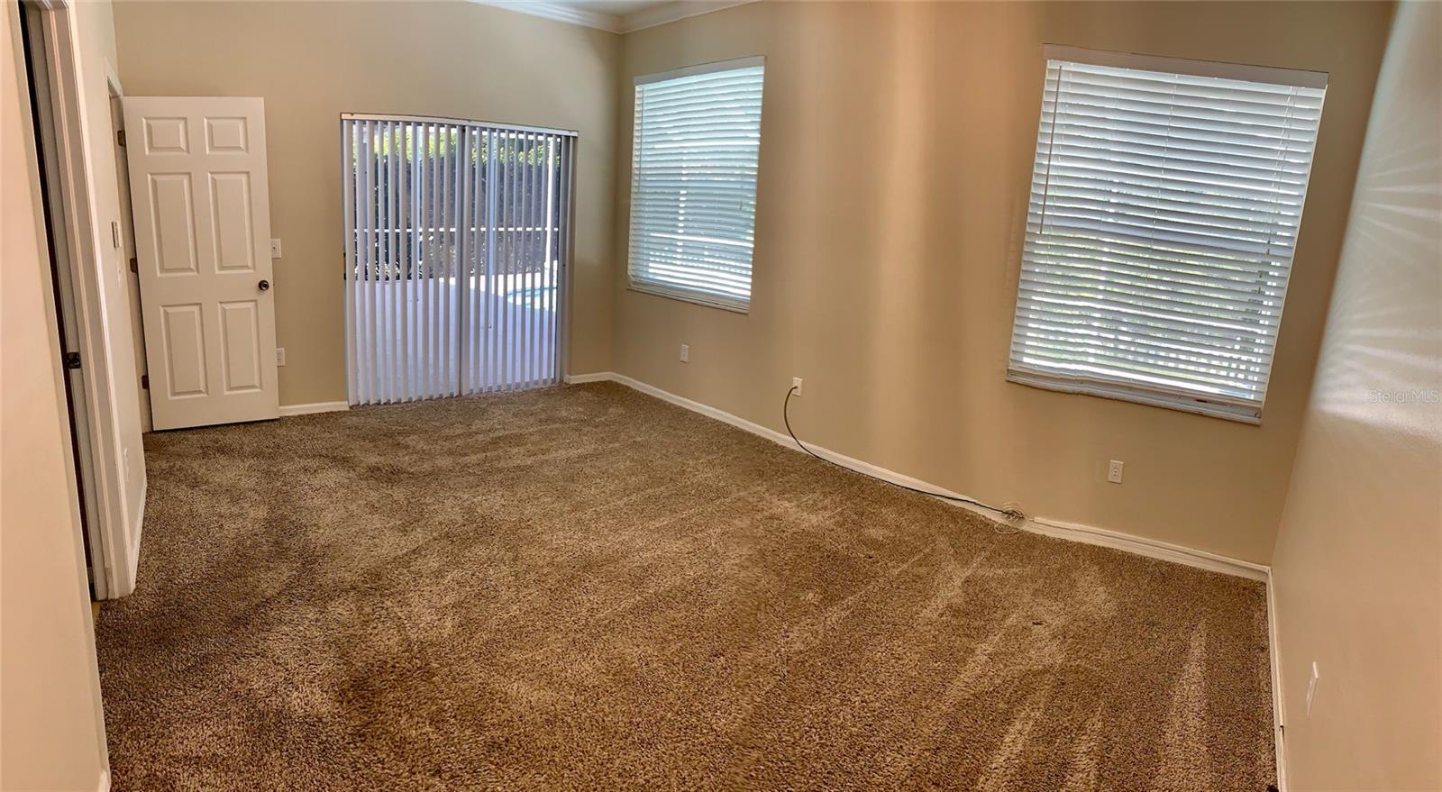 13024 ROYAL GEORGE AVE — photo 17