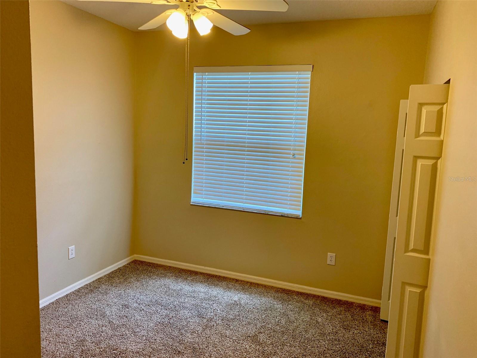 13024 ROYAL GEORGE AVE — photo 21