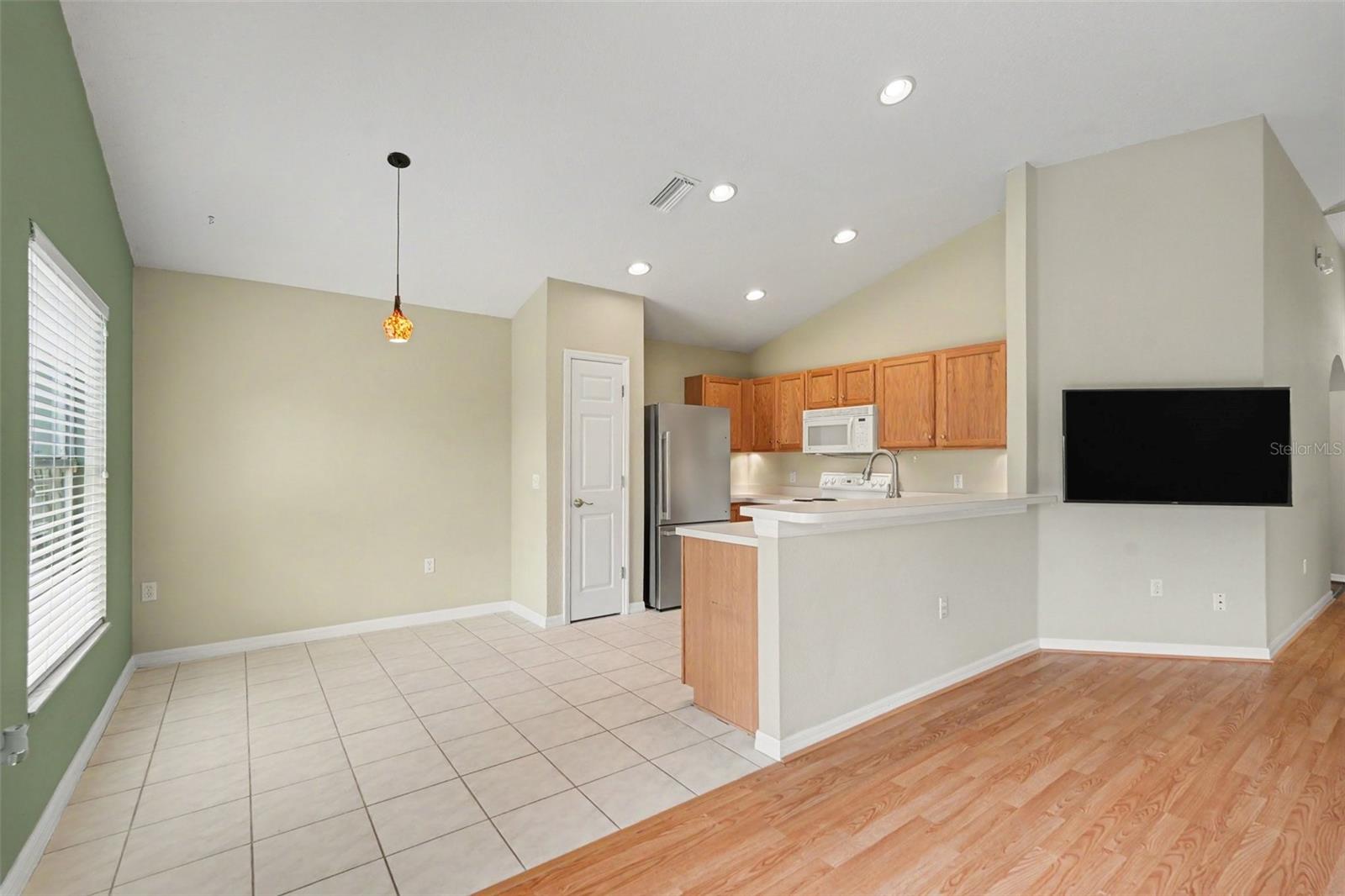 9407 CYPRESS HARBOR DRIVE — photo 11