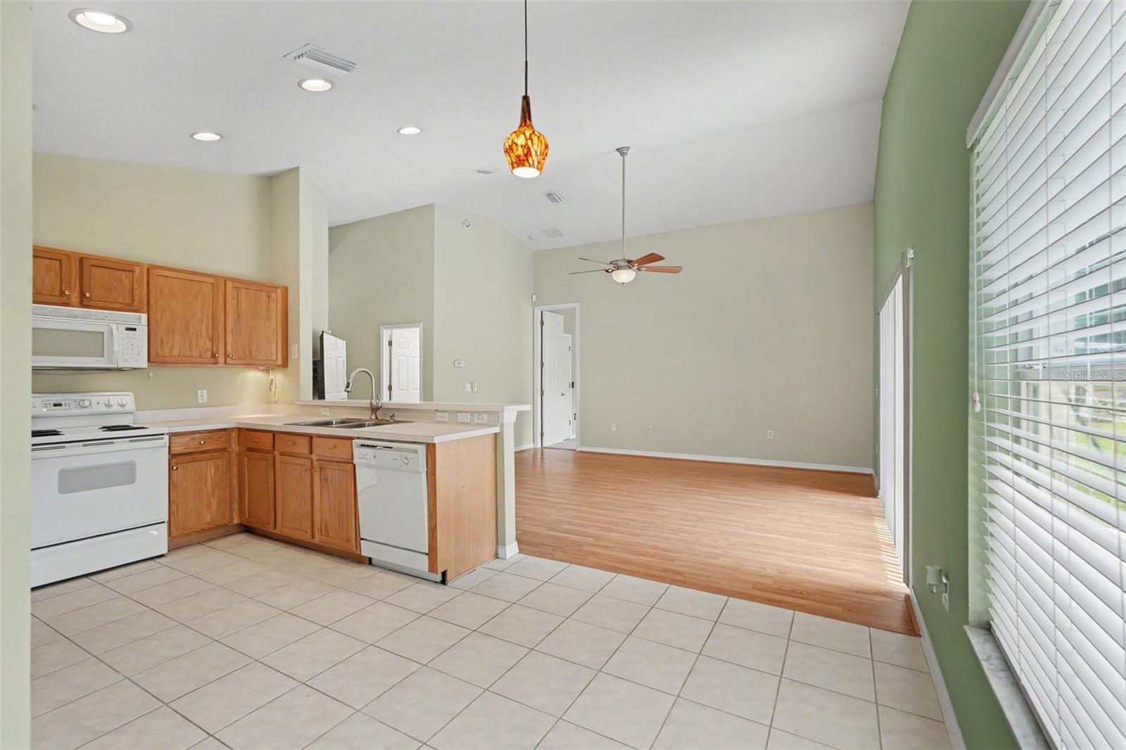 9407 CYPRESS HARBOR DRIVE — photo 13