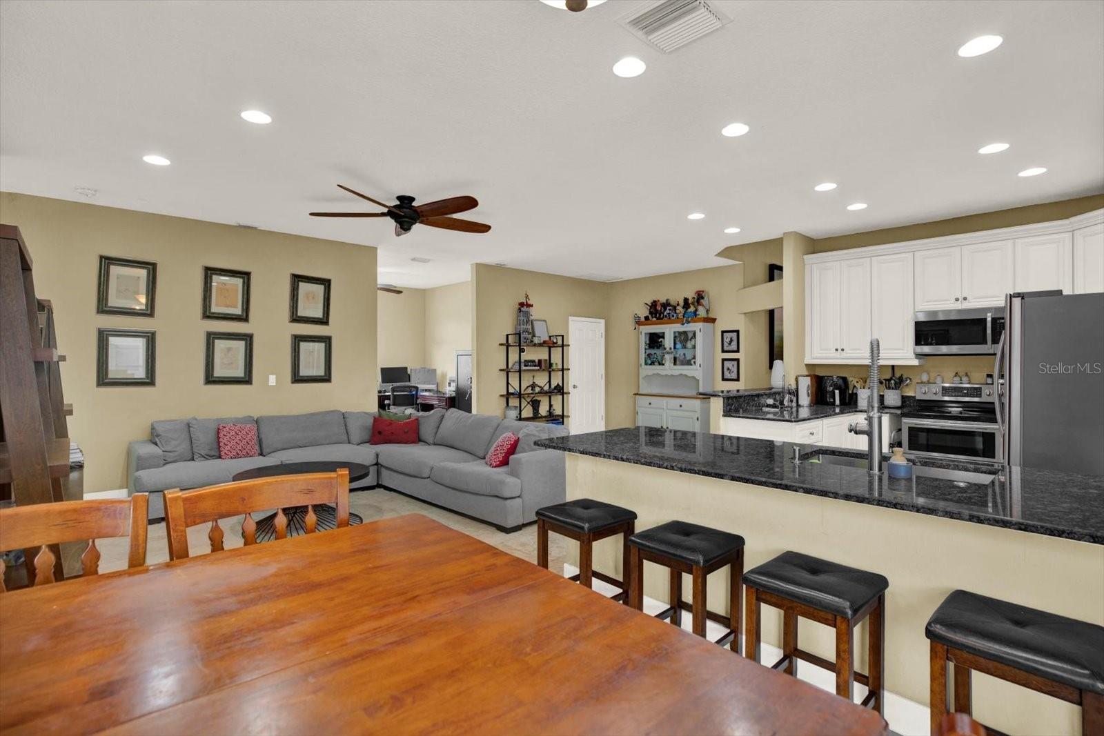 804 SANDY TRAIL PL — photo 13
