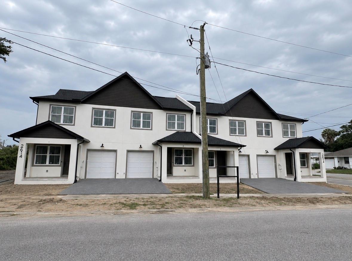 2213 E COLUMBUS DR — photo 12