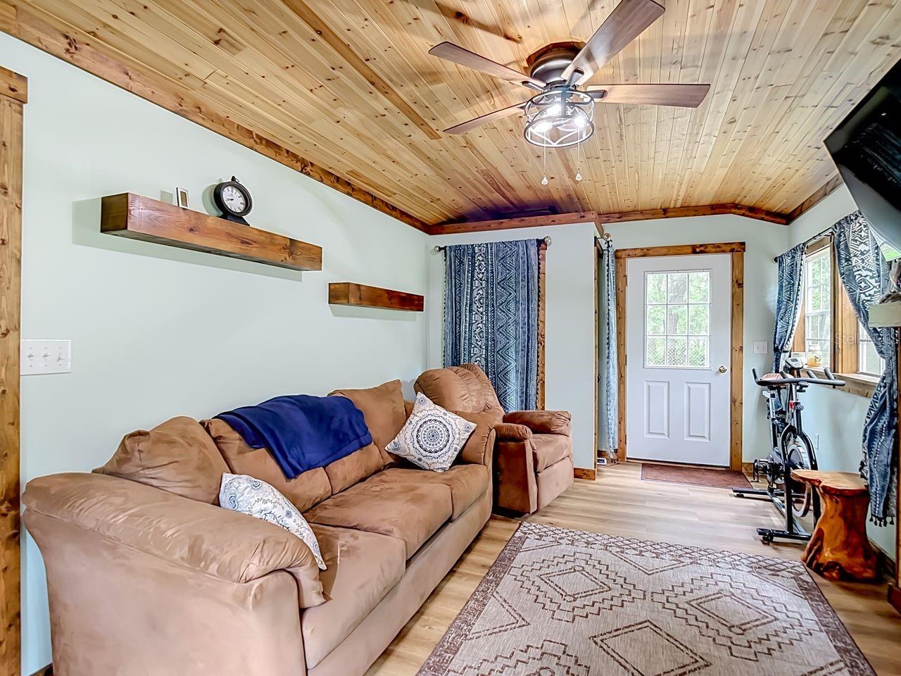 11705 MARY LOU DR — photo 74