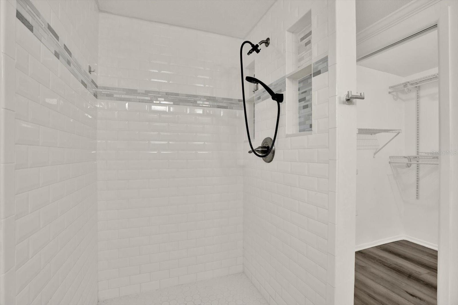 5995 BLOSSOM LAKE DR — photo 14