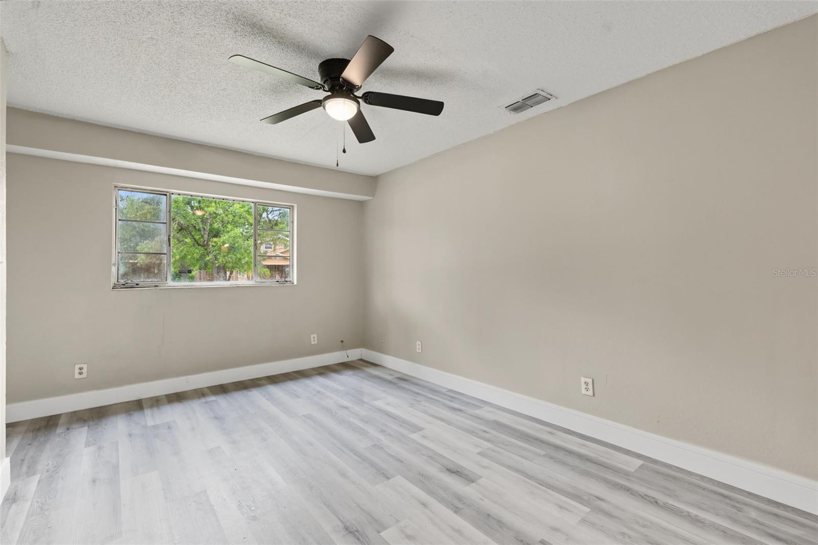 6317 N CENTRAL AVE — photo 14
