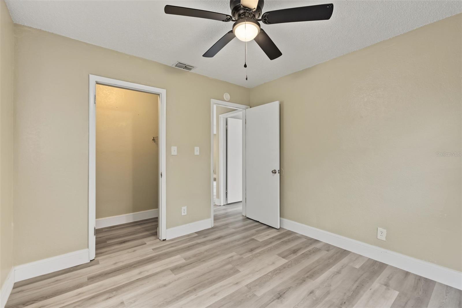 6317 N CENTRAL AVE — photo 21