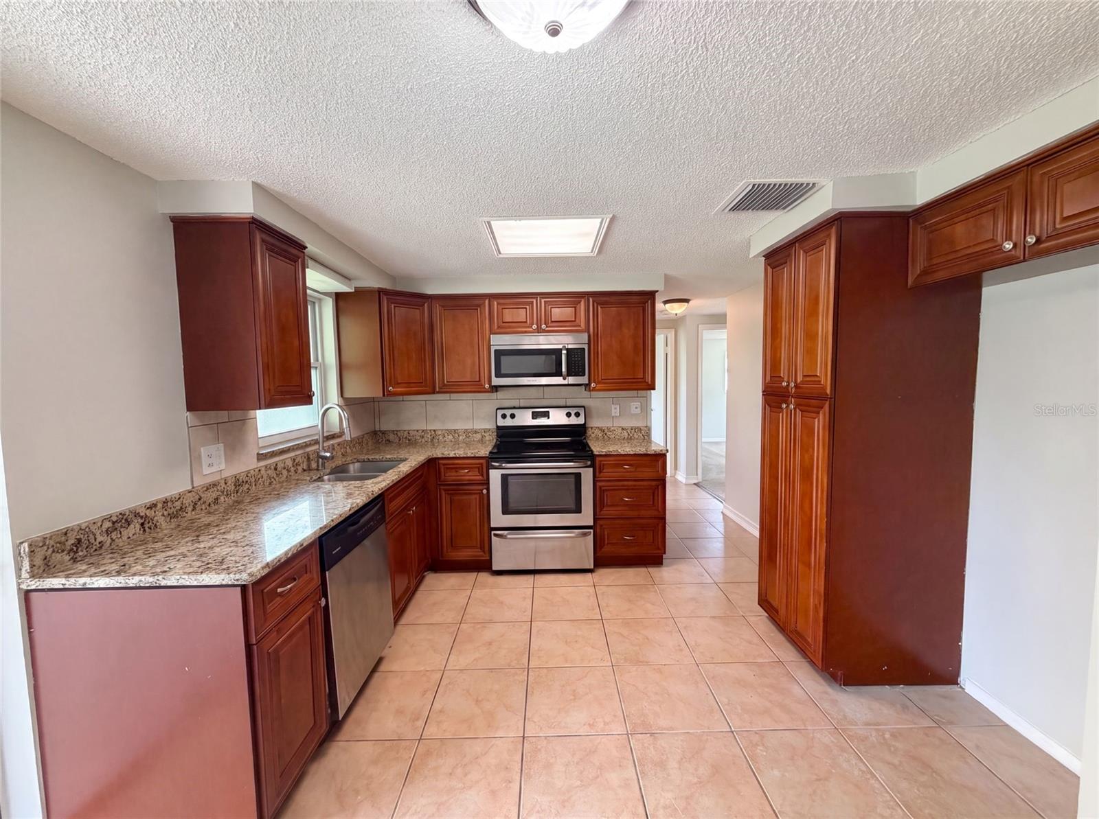 3518 GORMAN DR — photo 15
