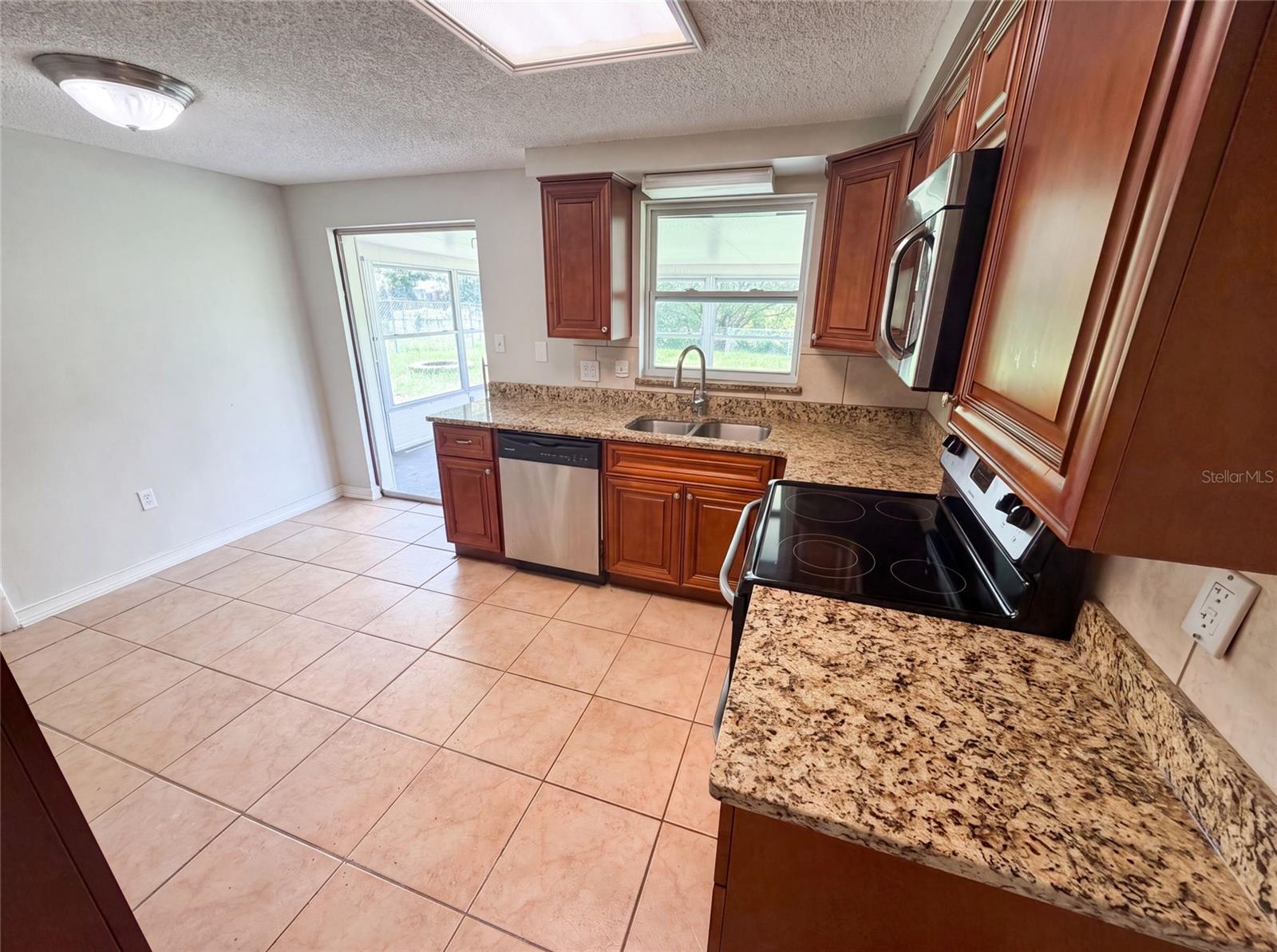 3518 GORMAN DR — photo 14