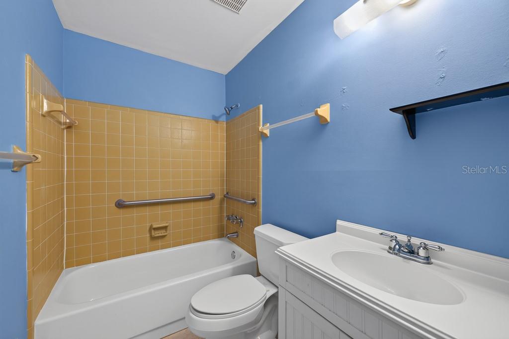 4801 AIRPORT RD #118 — photo 22
