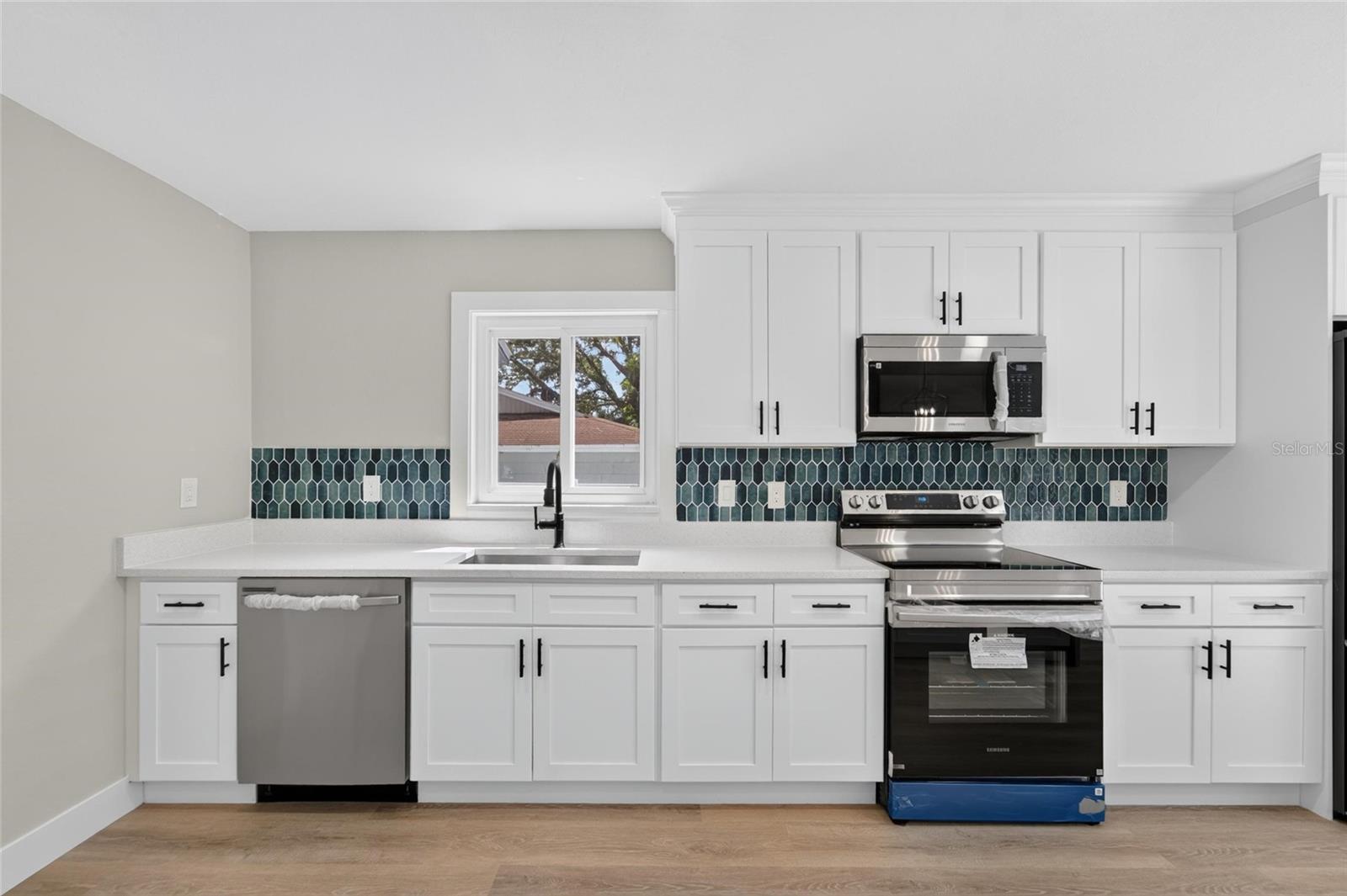 1229 OAK VALLEY DR — photo 23