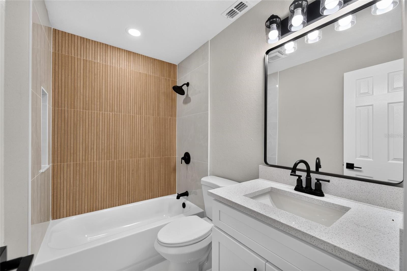 1229 OAK VALLEY DR — photo 34