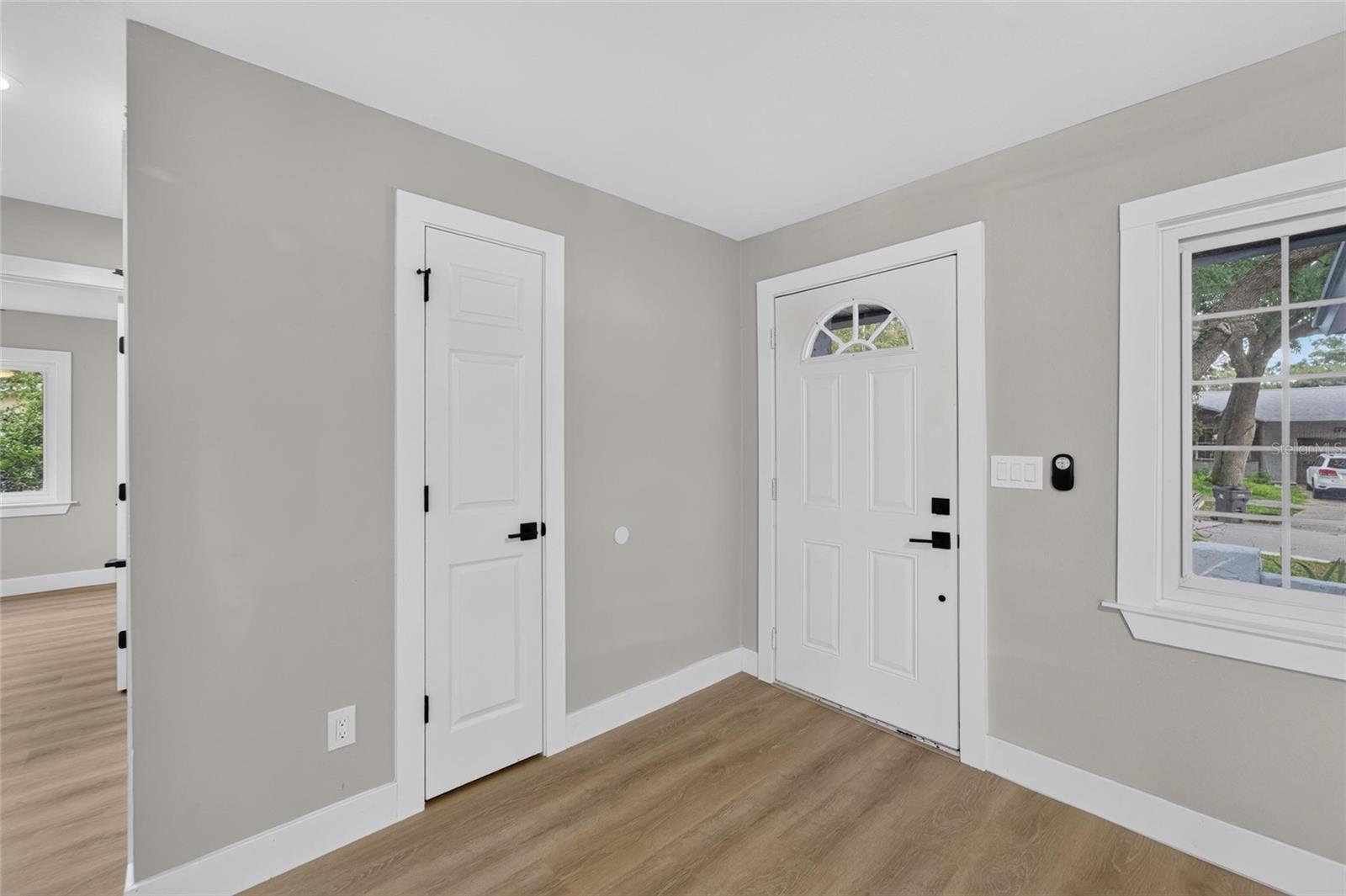 1229 OAK VALLEY DR — photo 13