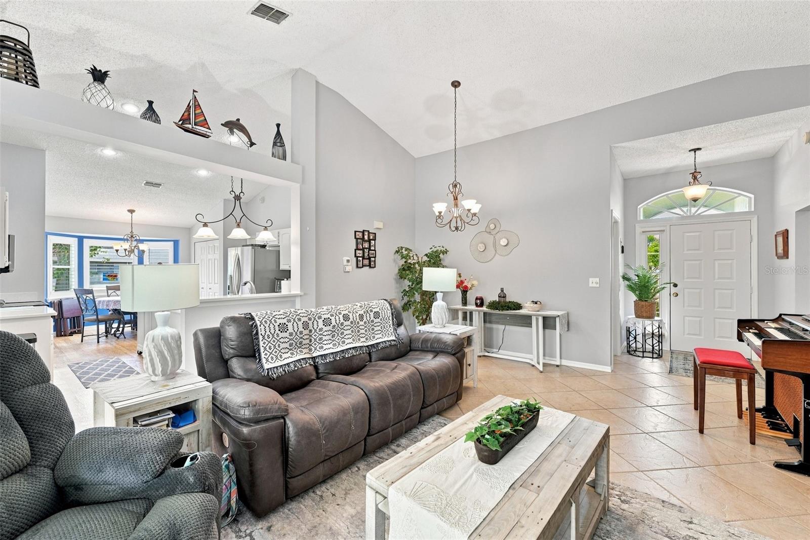 2242 W DEL WEBB BLVD — photo 6