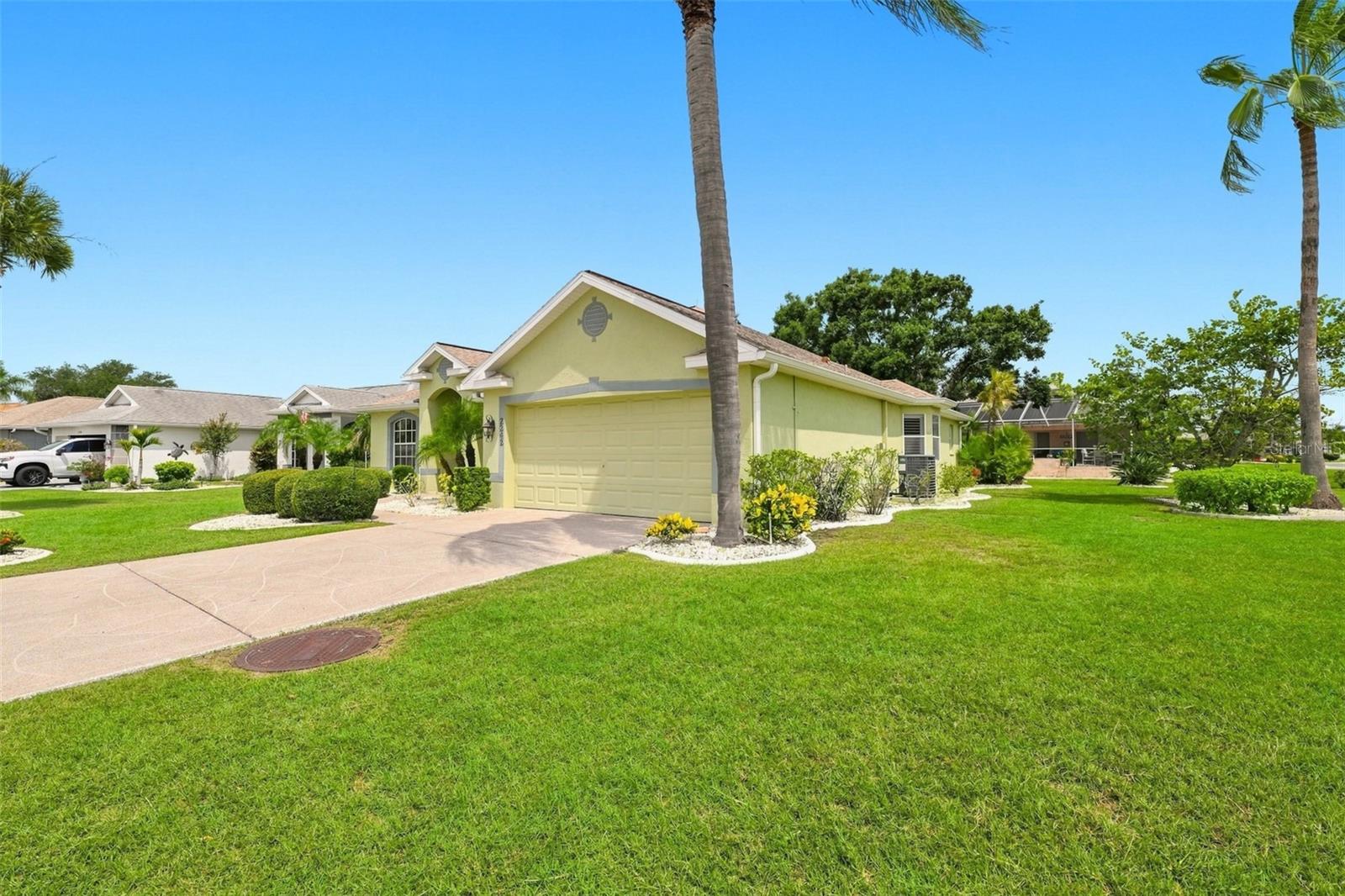 2242 W DEL WEBB BLVD — photo 3