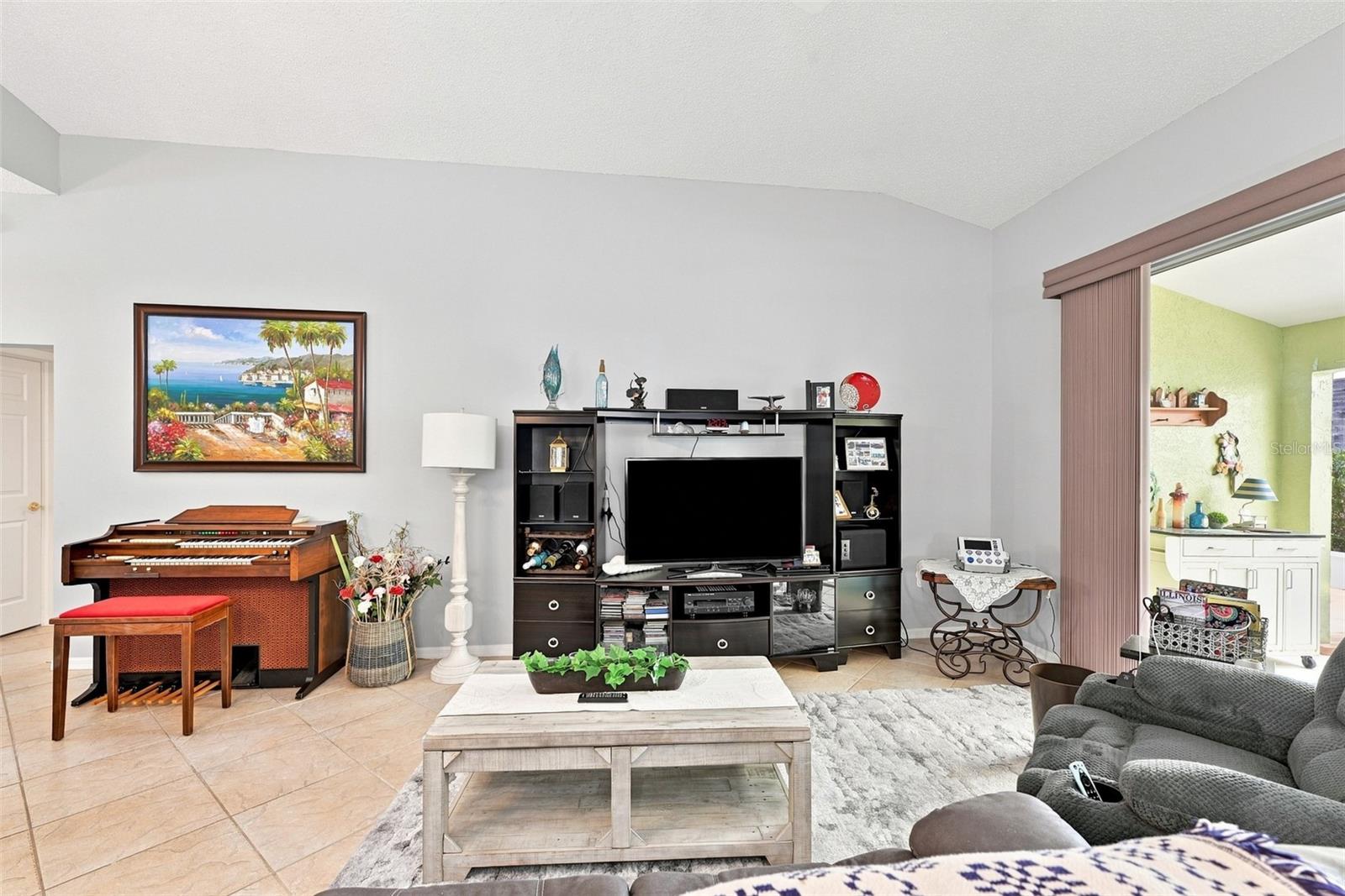 2242 W DEL WEBB BLVD — photo 11