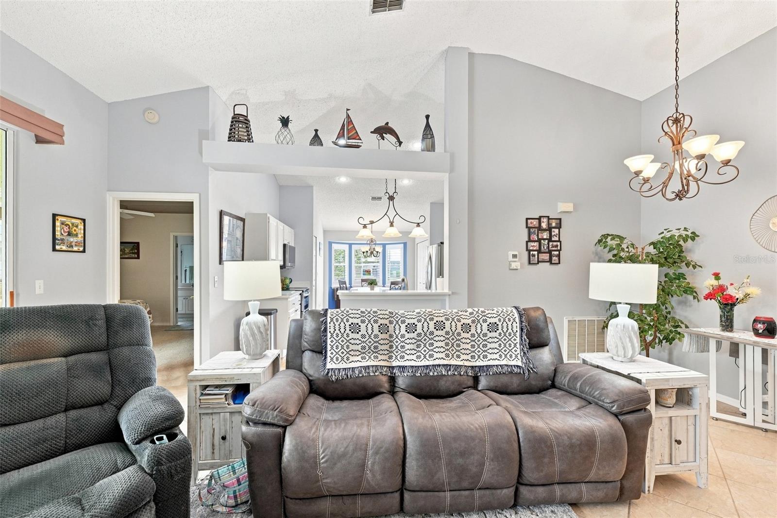 2242 W DEL WEBB BLVD — photo 9