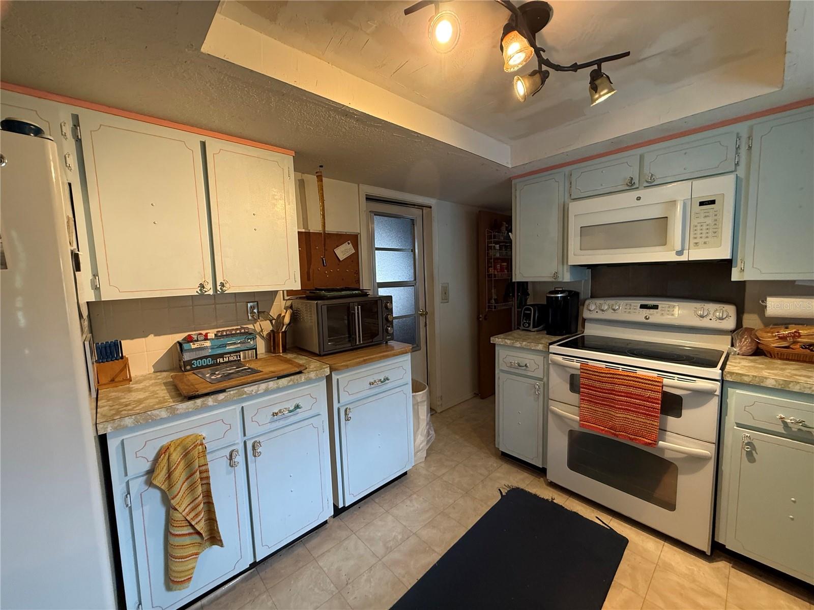7301 SAN CARLOS DR — photo 16