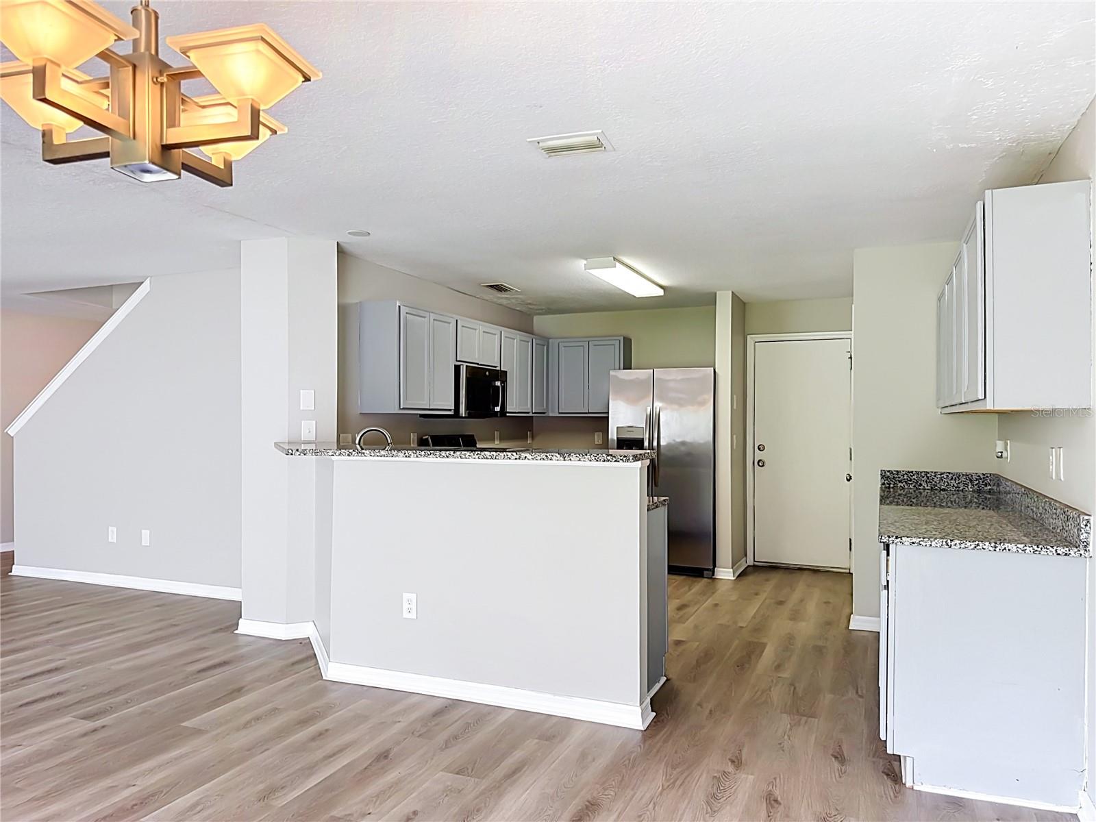 6320 MAGNOLIA TRAILS LN — photo 5