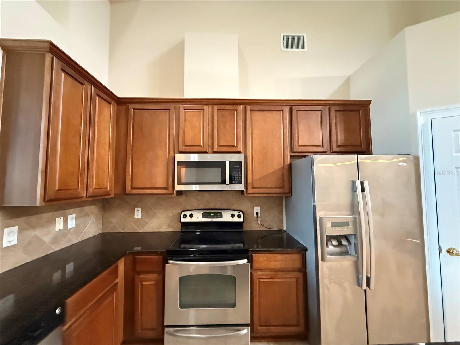 10856 BREAKING ROCKS DR — photo 5