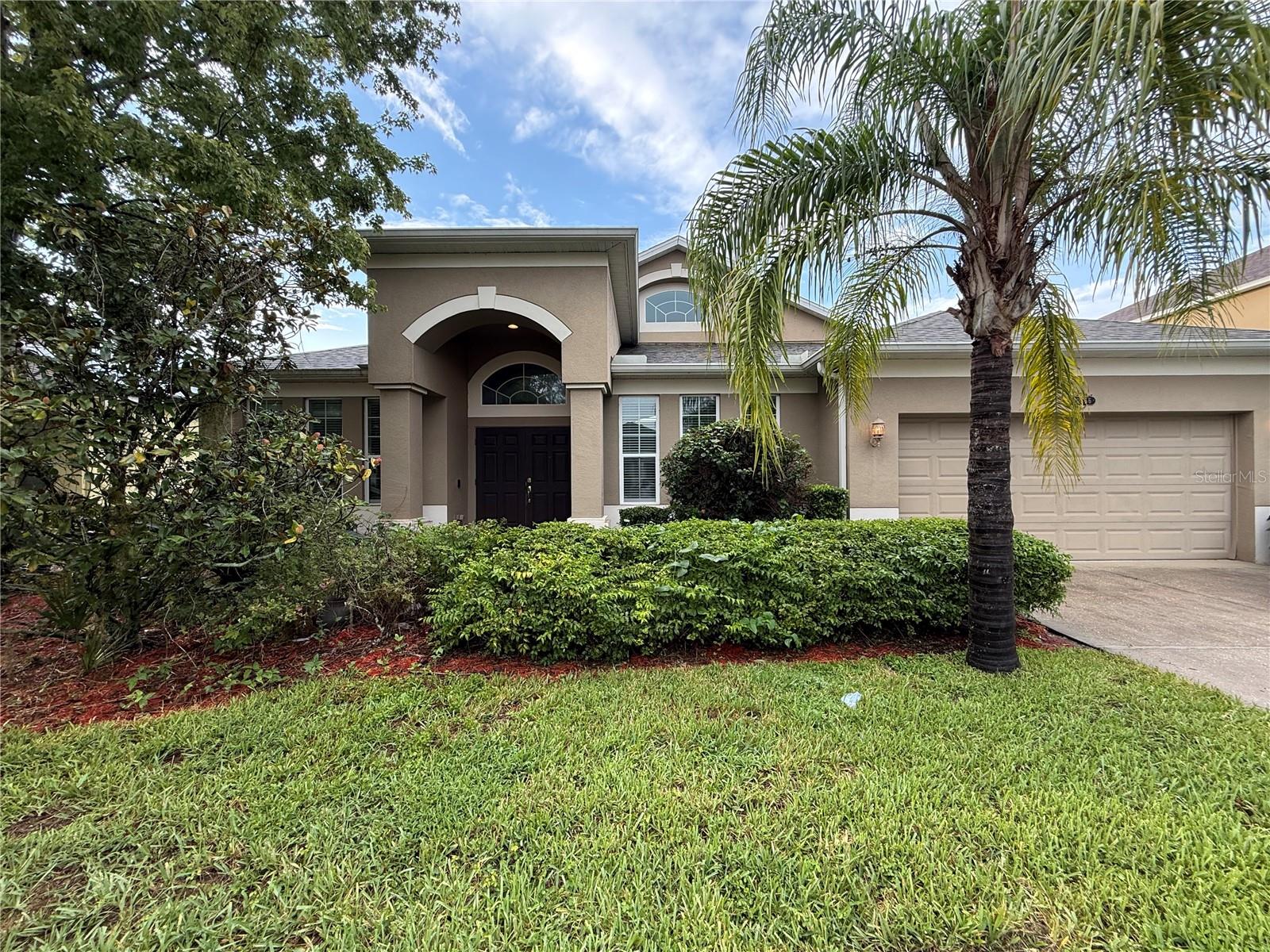 10856 BREAKING ROCKS DR — photo 2