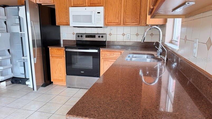 1120 VINETREE DR — photo 7