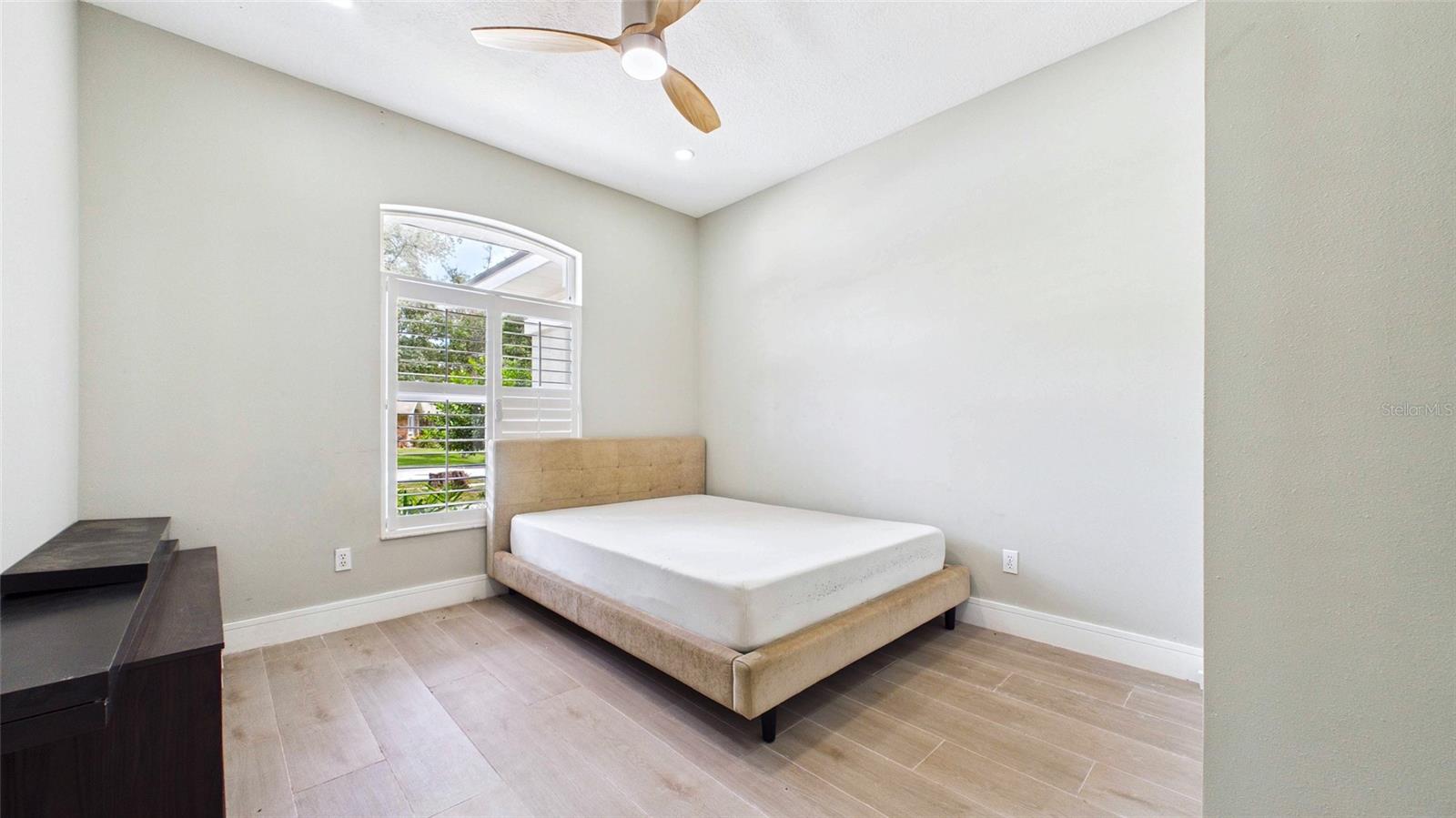 7225 RIVER FOREST LN — photo 29