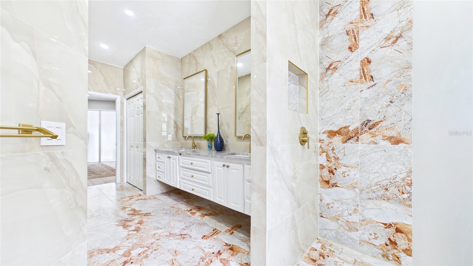 7225 RIVER FOREST LN — photo 28