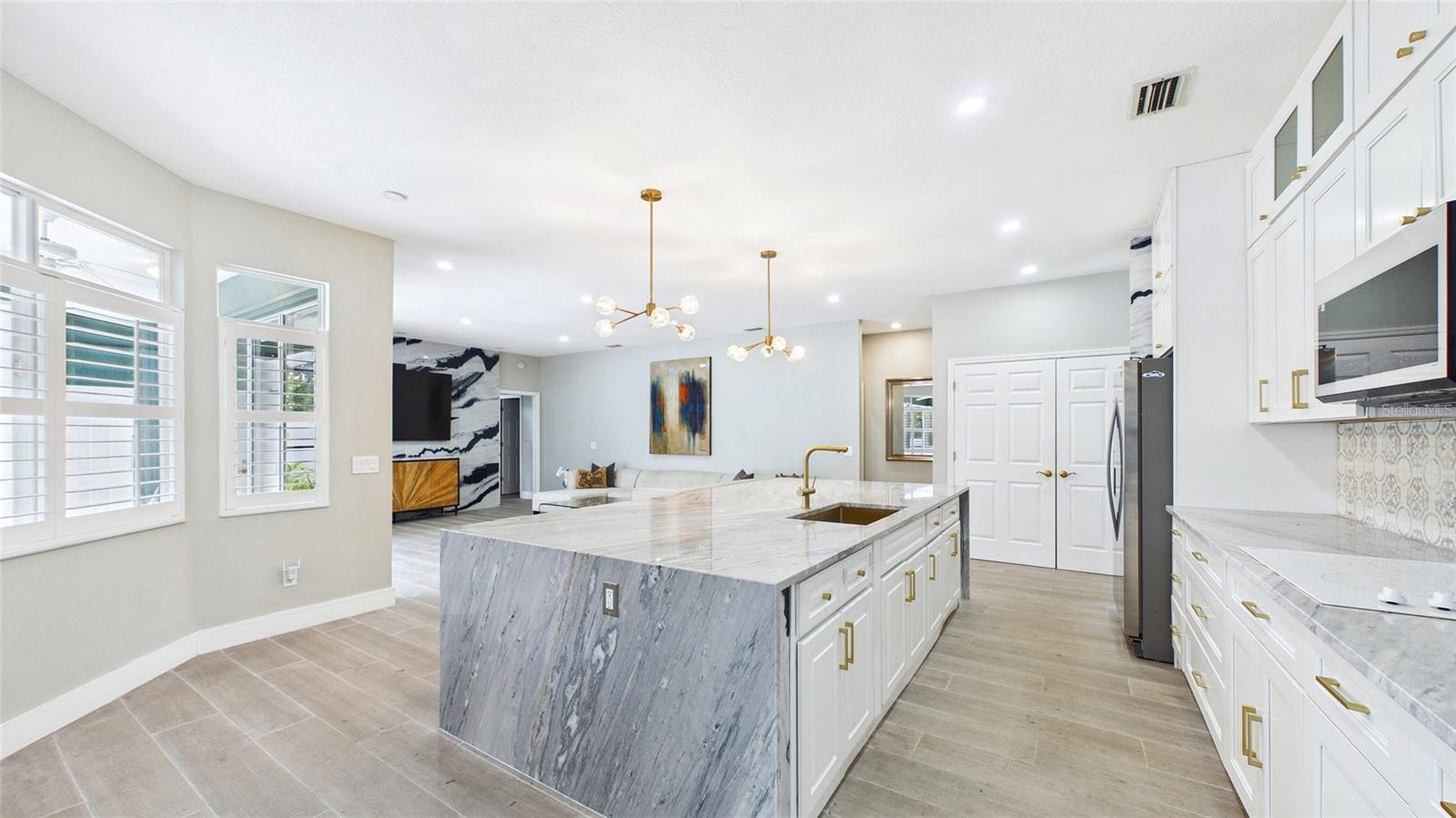 7225 RIVER FOREST LN — photo 12