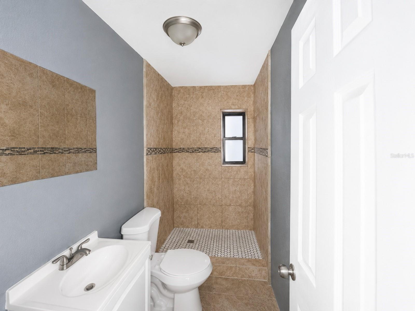 1504-1510 N MADISON AVE — photo 11