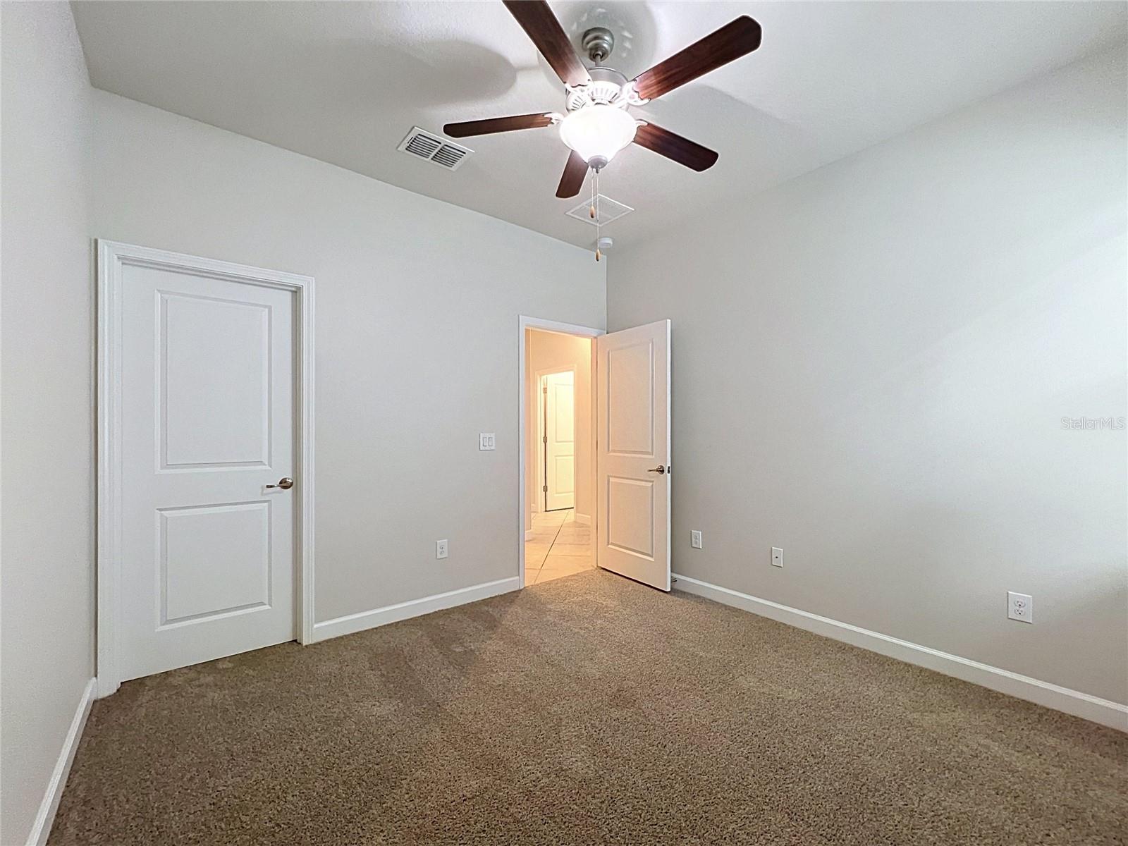 3160 CALVANO DR — photo 26