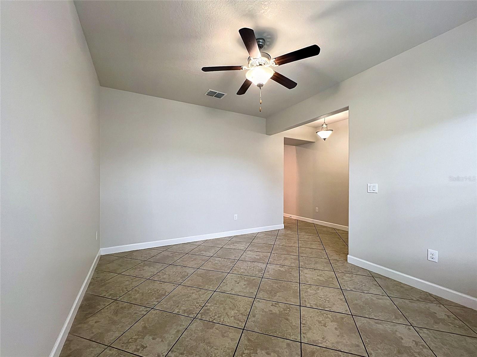 3160 CALVANO DR — photo 7