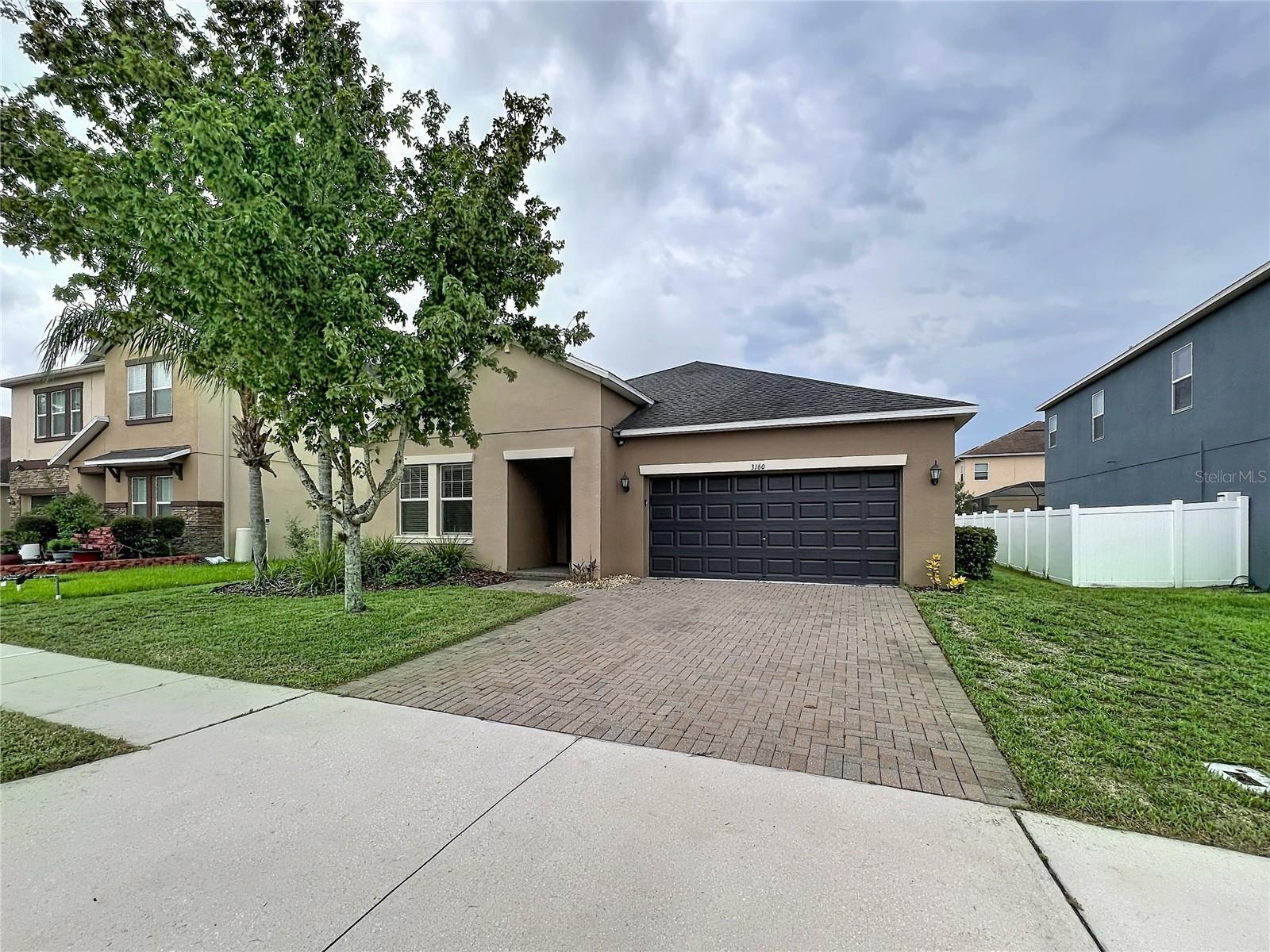 3160 CALVANO DR — photo 2