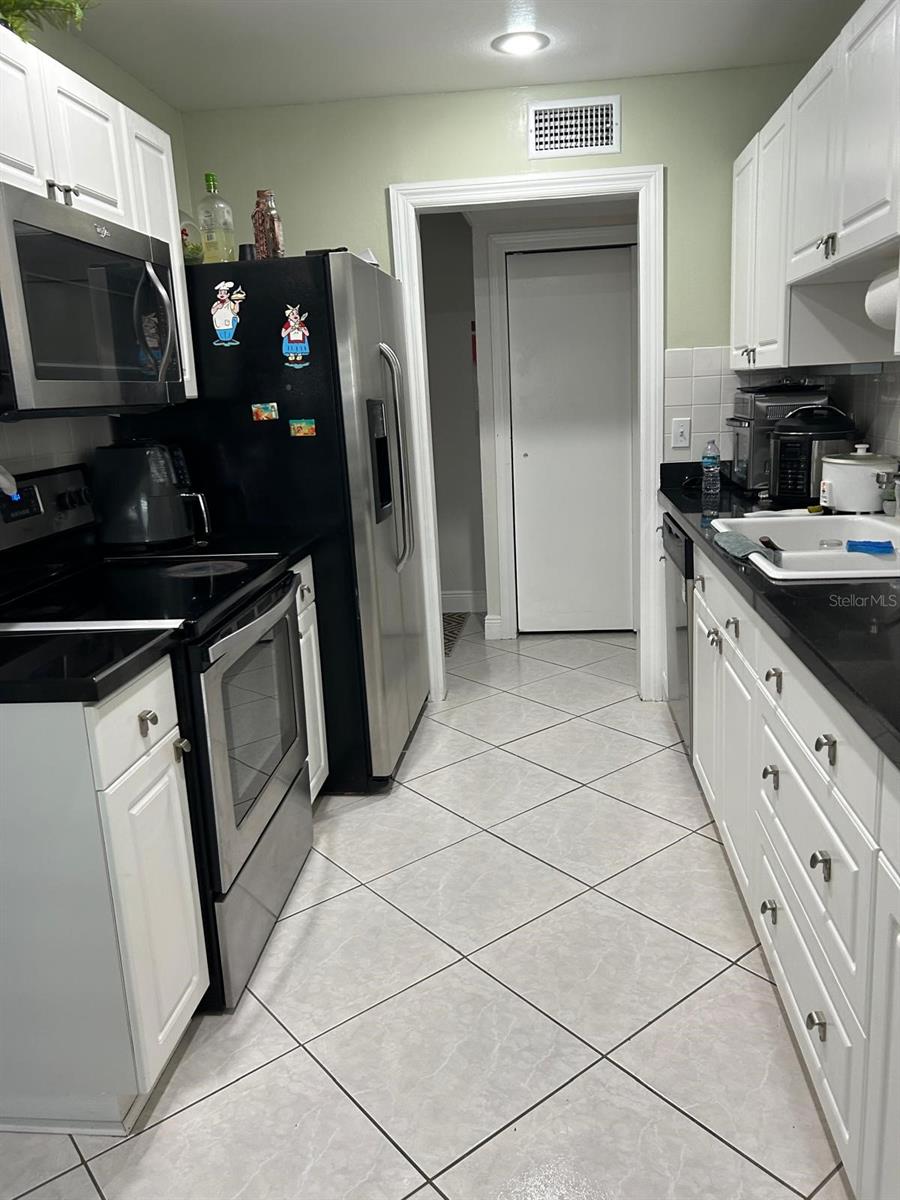 6503 DOVEWOOD PL — photo 27